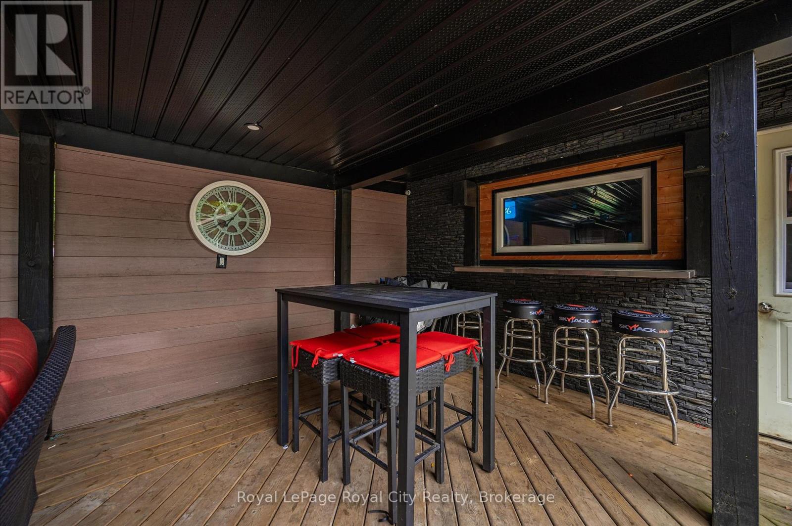 670 Ferrier Street, Centre Wellington, Ontario  N1M 1W8 - Photo 40 - X12428105