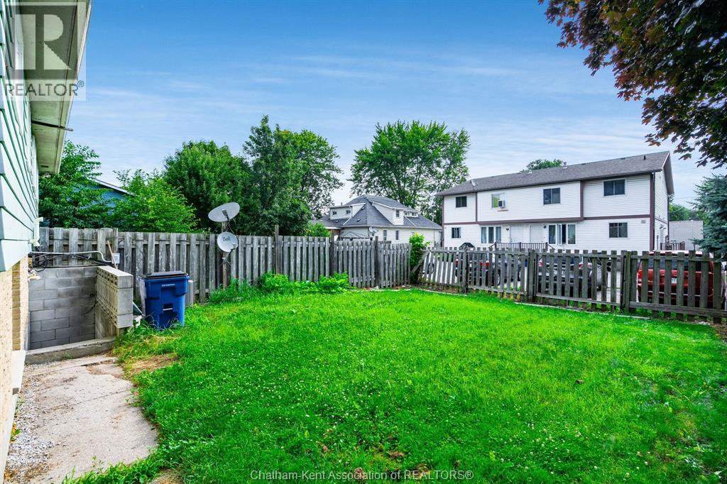 69 Bridle Path Road, Wallaceburg, Ontario  N8A 4Y2 - Photo 30 - 25024354