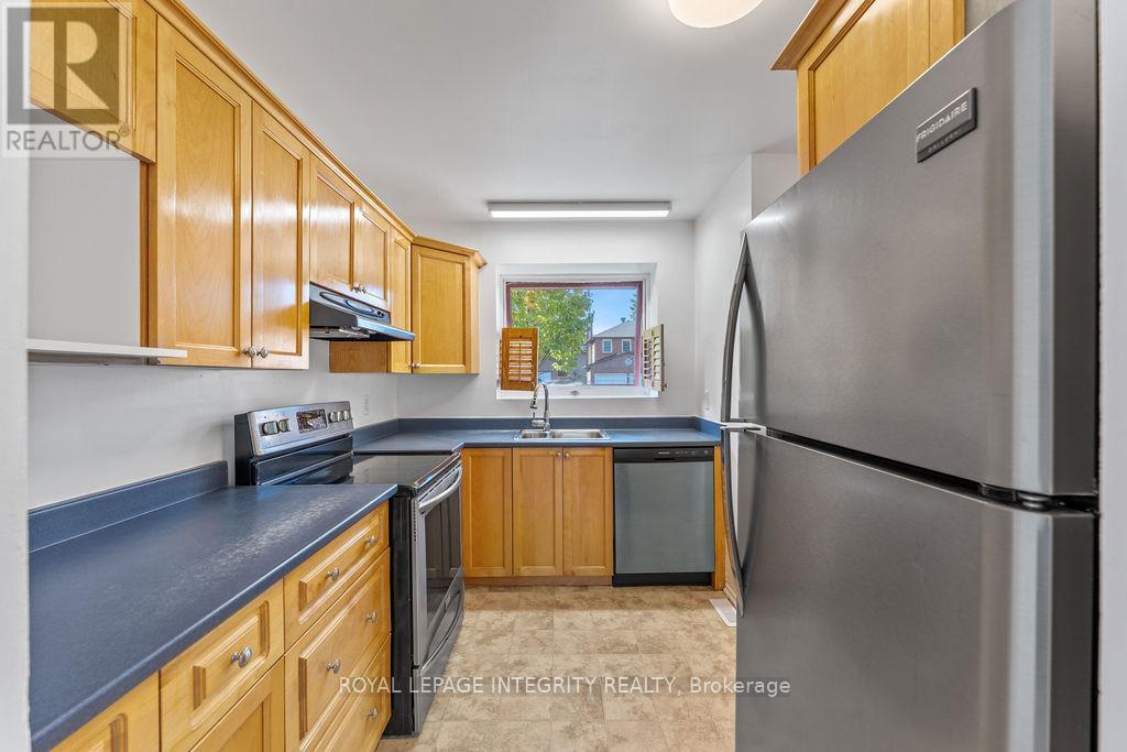 19 Hewitt Way, Ottawa, Ontario  K2L 3S2 - Photo 8 - X12428136