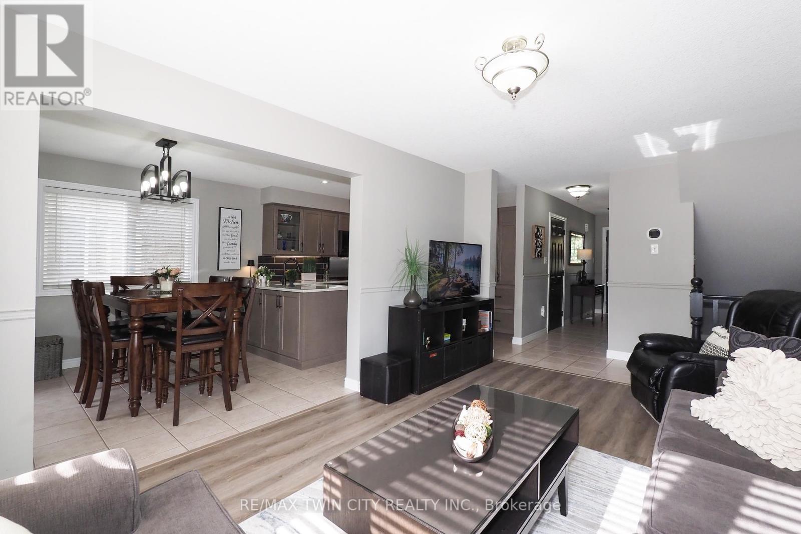 160 Patton Drive, Cambridge, Ontario  N3C 4L5 - Photo 10 - X12428020