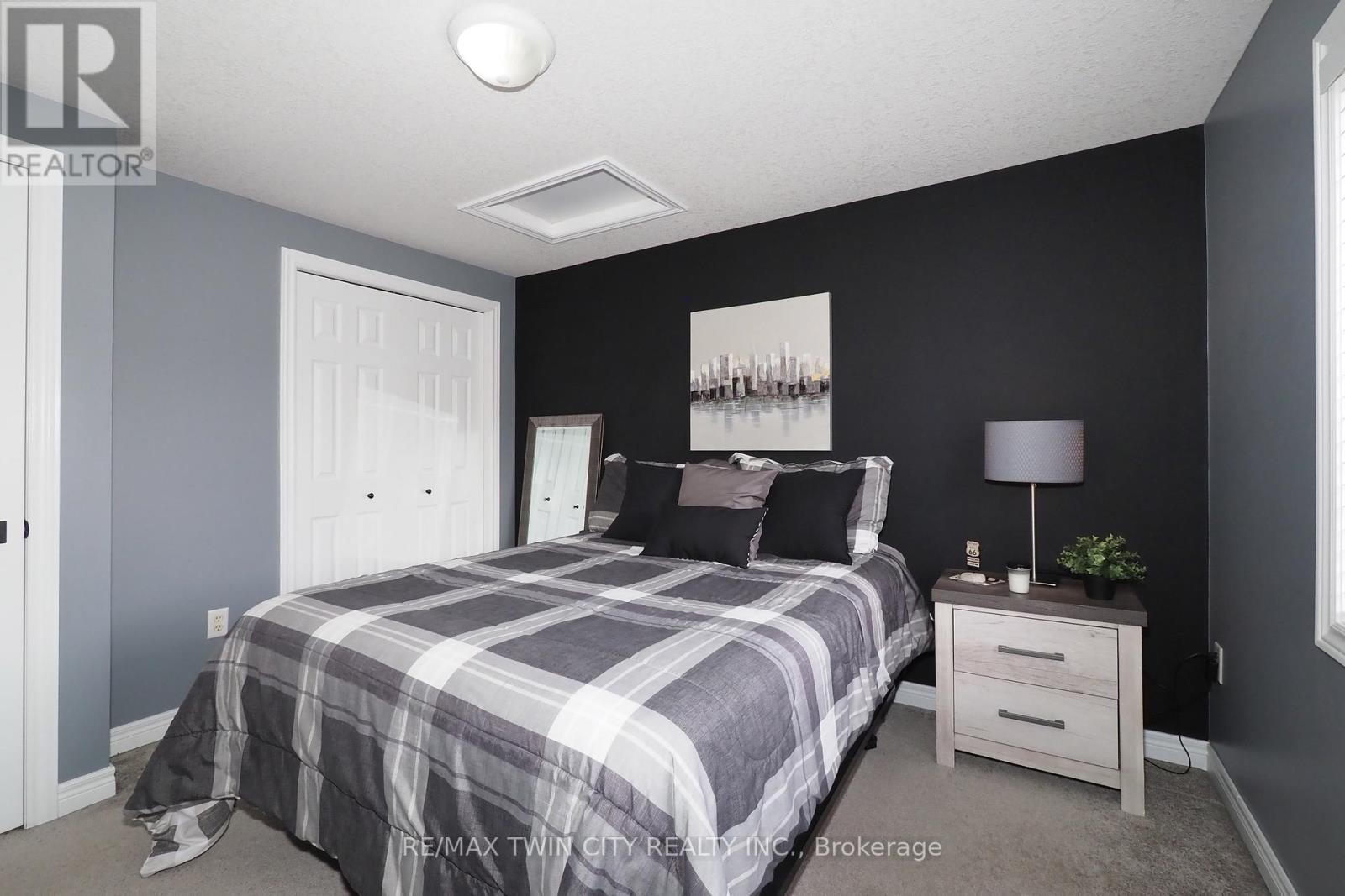 160 Patton Drive, Cambridge, Ontario  N3C 4L5 - Photo 25 - X12428020