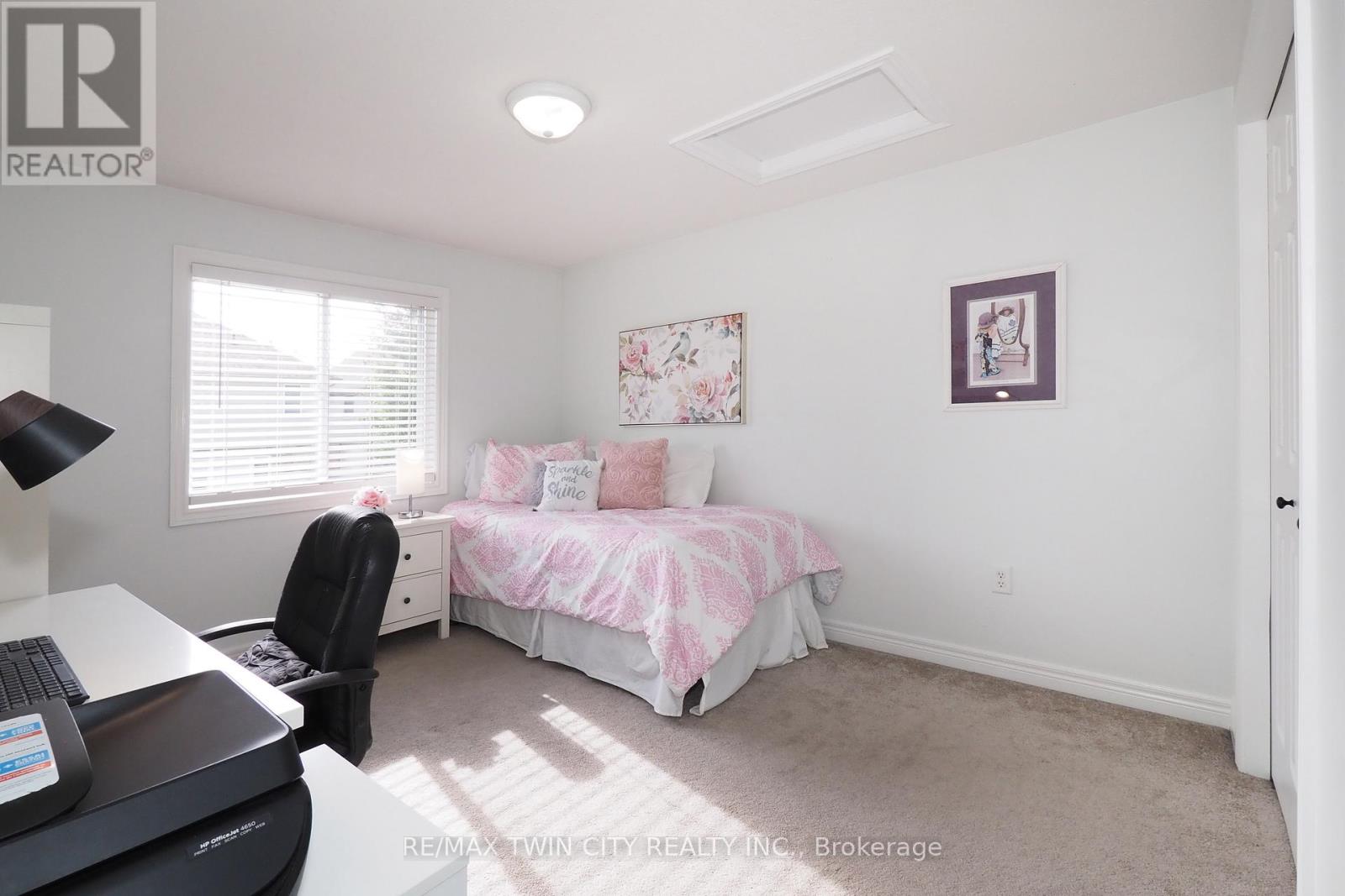 160 Patton Drive, Cambridge, Ontario  N3C 4L5 - Photo 26 - X12428020