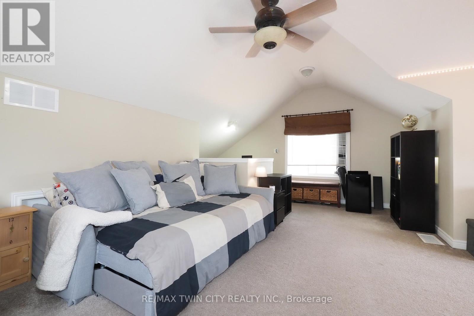 160 Patton Drive, Cambridge, Ontario  N3C 4L5 - Photo 33 - X12428020