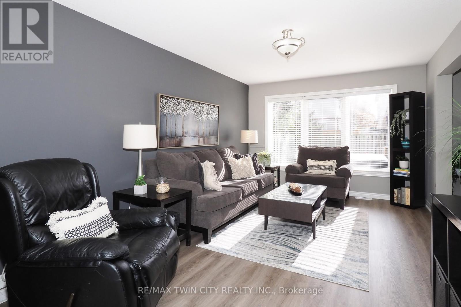 160 Patton Drive, Cambridge, Ontario  N3C 4L5 - Photo 7 - X12428020
