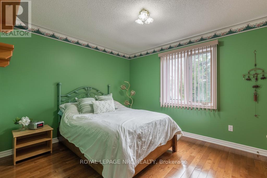 83 First Street Louth, St. Catharines, Ontario  L2S 2T7 - Photo 24 - X12428039