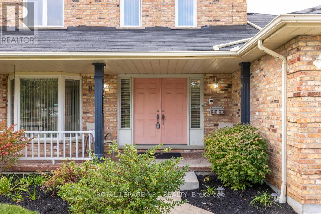 83 First Street Louth, St. Catharines, Ontario  L2S 2T7 - Photo 6 - X12428039