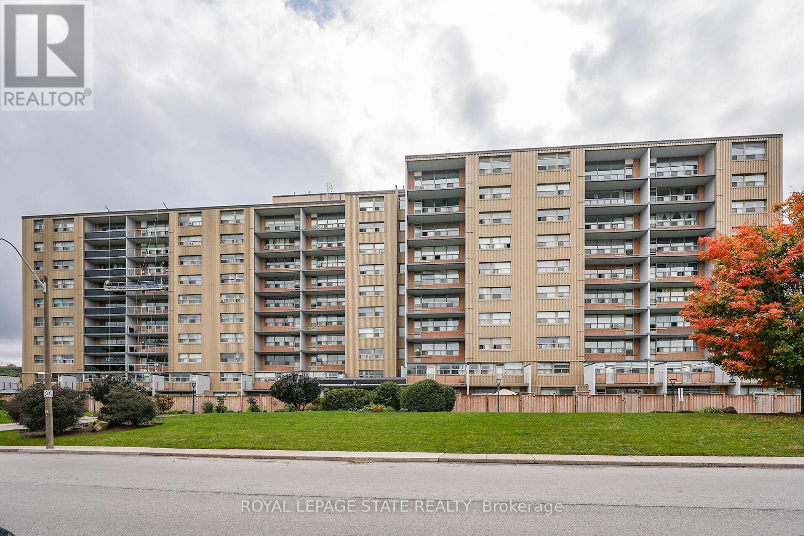 605 - 15 ALBRIGHT ROAD, Hamilton, Ontario