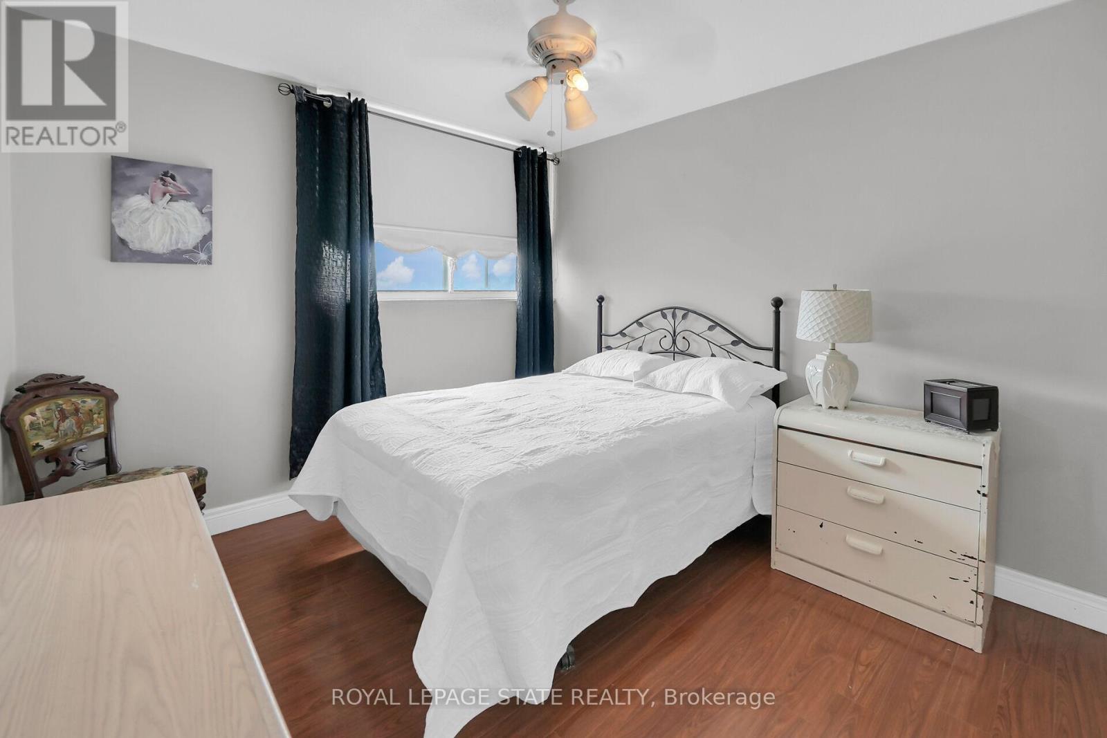 605 - 15 Albright Road, Hamilton, Ontario  L8K 5J2 - Photo 14 - X12428040