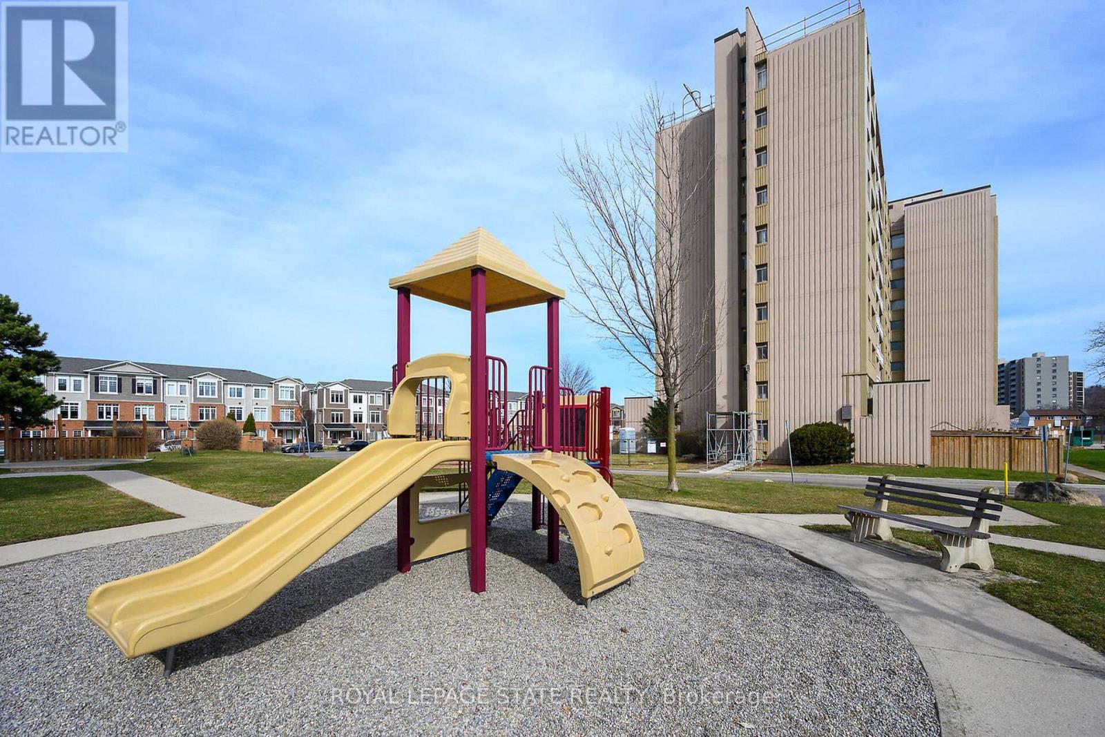 605 - 15 Albright Road, Hamilton, Ontario  L8K 5J2 - Photo 29 - X12428040