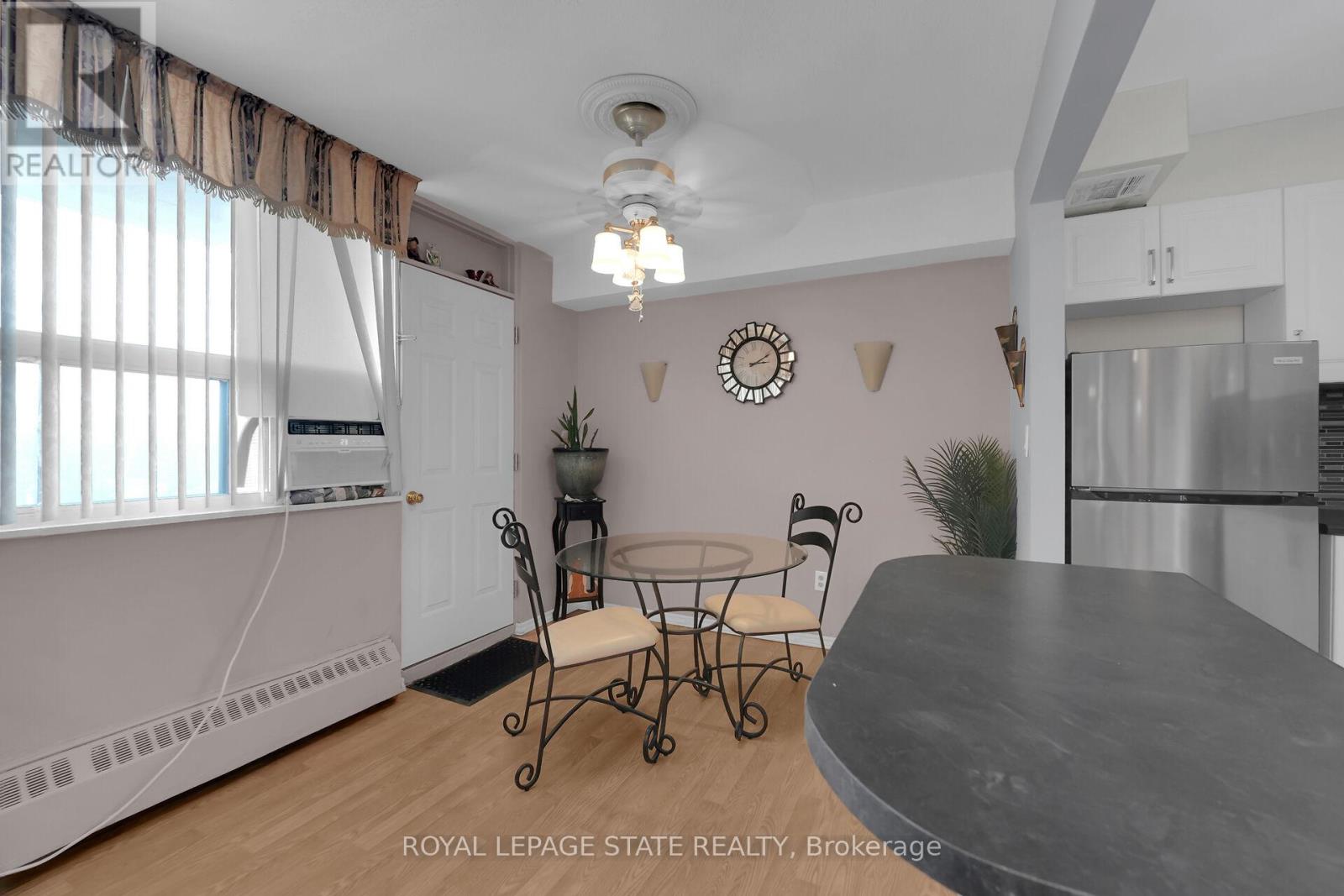 605 - 15 Albright Road, Hamilton, Ontario  L8K 5J2 - Photo 9 - X12428040