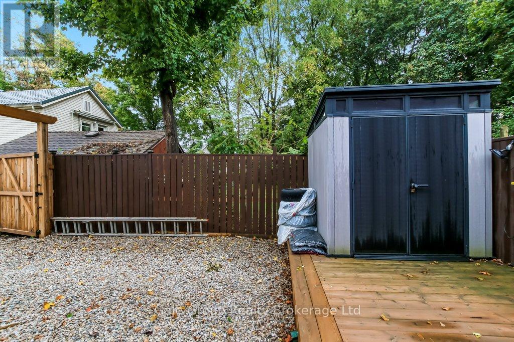 630 Peel Street, Woodstock, Ontario  N4S 1K8 - Photo 7 - X12428145