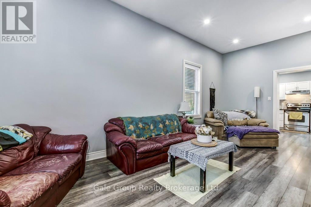 630 Peel Street, Woodstock, Ontario  N4S 1K8 - Photo 8 - X12428145