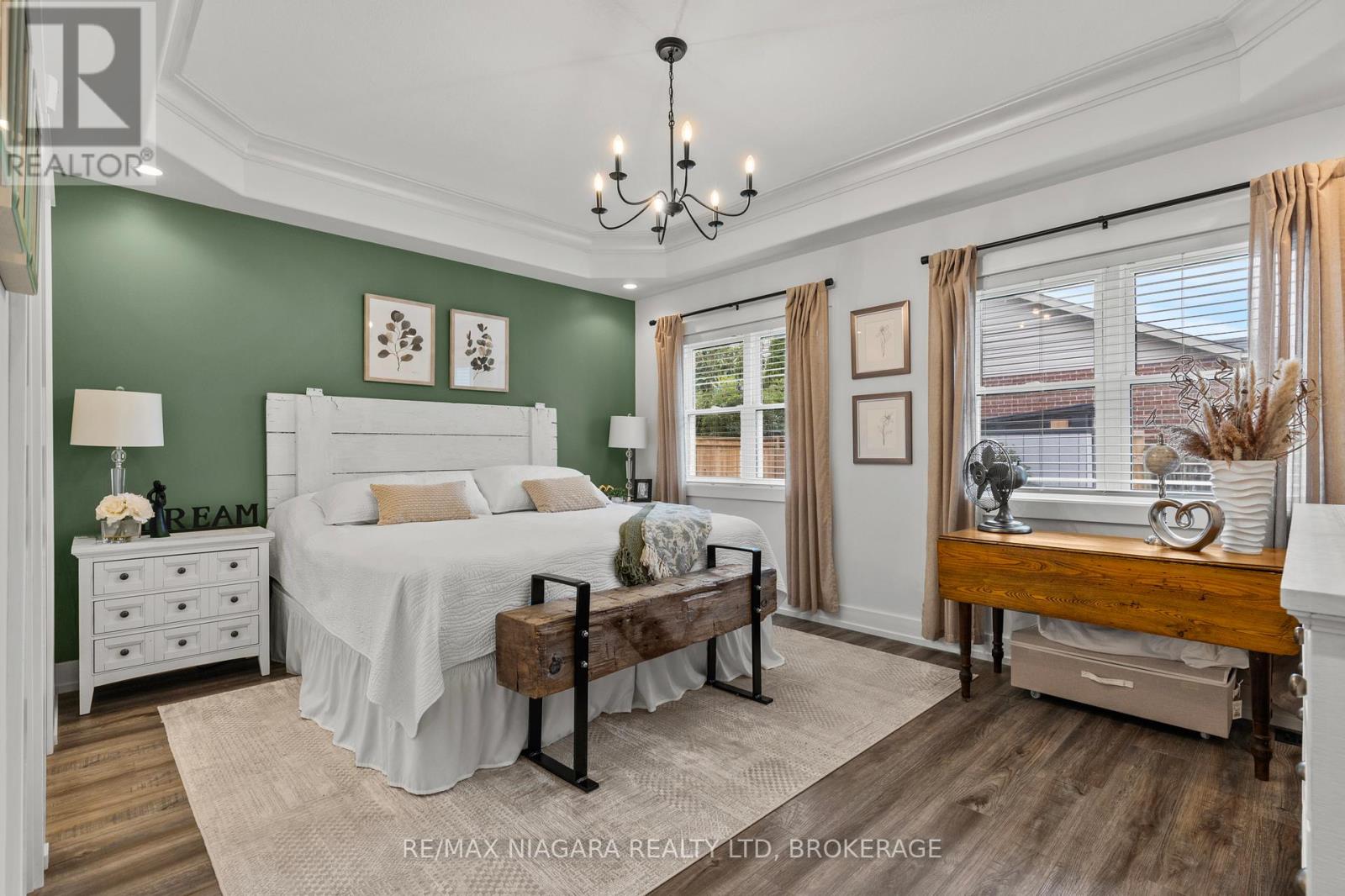 15 Loretta Drive, Niagara-On-The-Lake, Ontario  L0S 1J0 - Photo 25 - X12428106