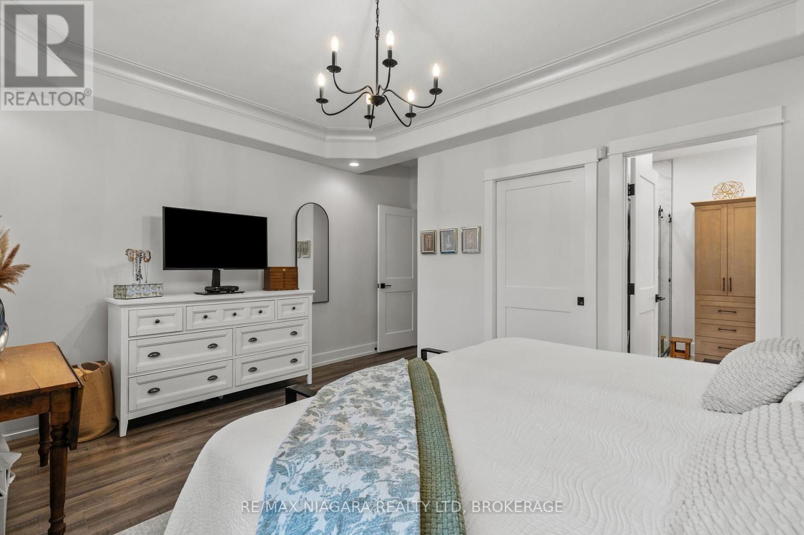 15 Loretta Drive, Niagara-On-The-Lake, Ontario  L0S 1J0 - Photo 26 - X12428106
