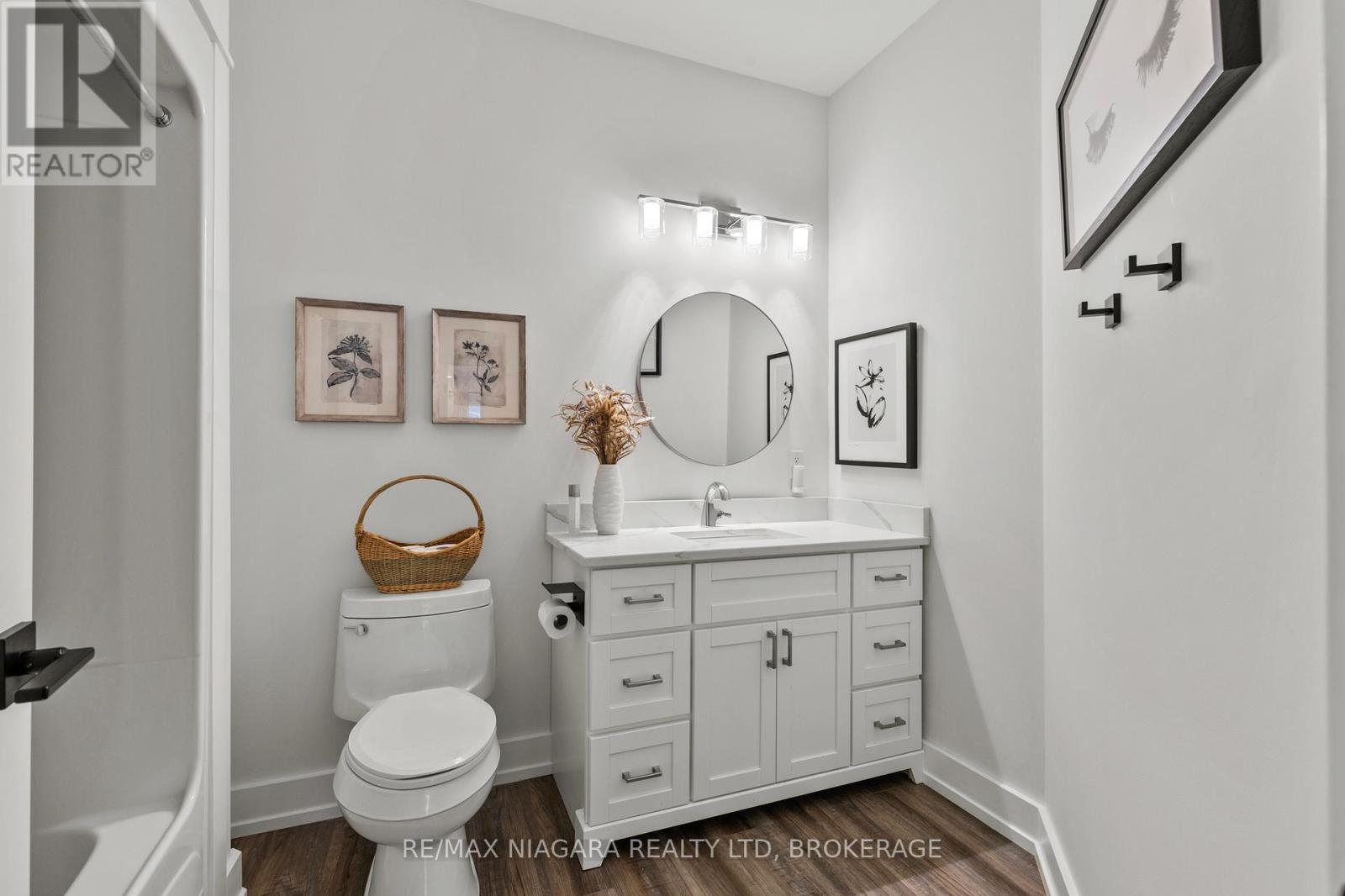 15 Loretta Drive, Niagara-On-The-Lake, Ontario  L0S 1J0 - Photo 31 - X12428106