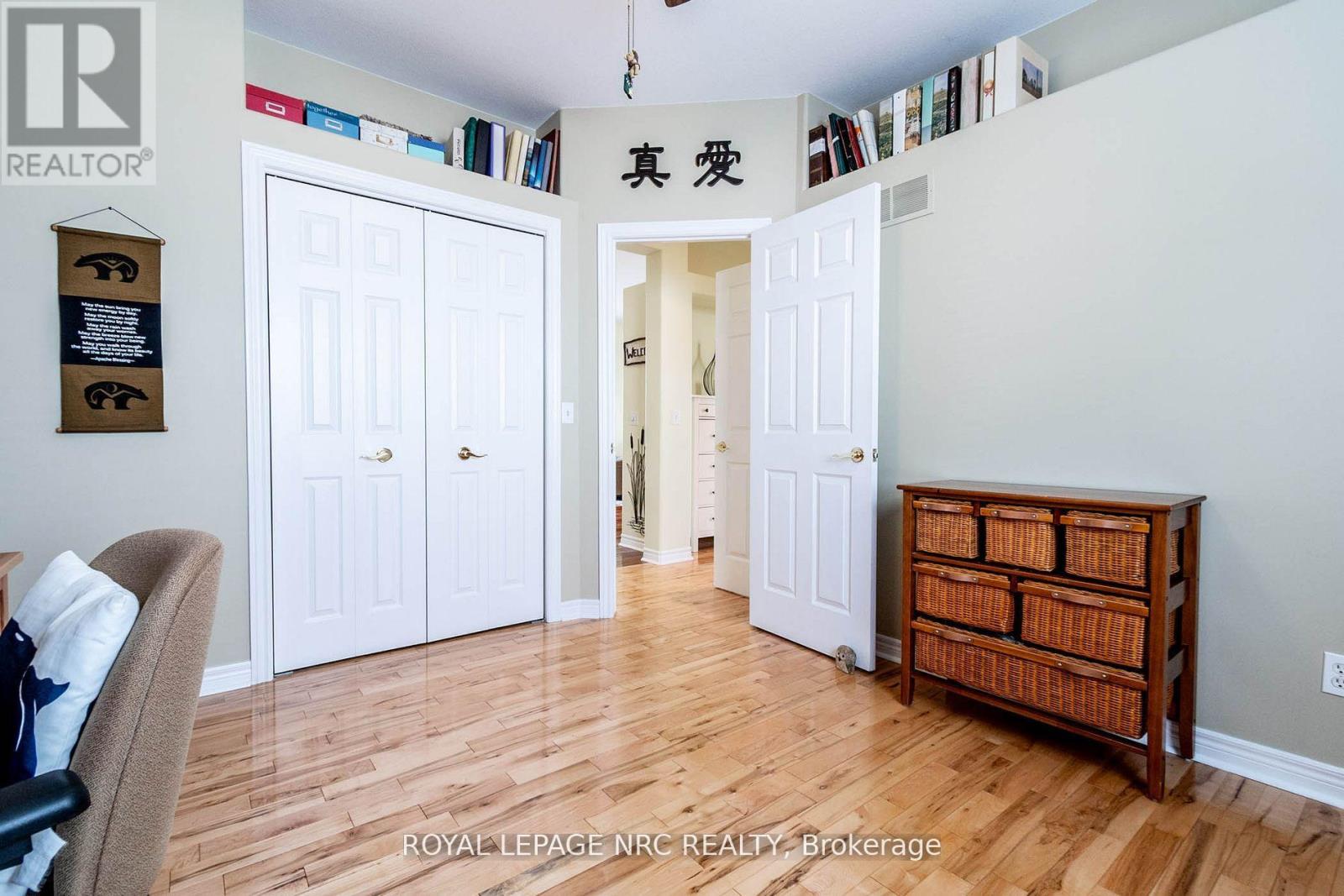 3328 Dustan Street, Lincoln, Ontario  L0R 2E0 - Photo 25 - X12428113