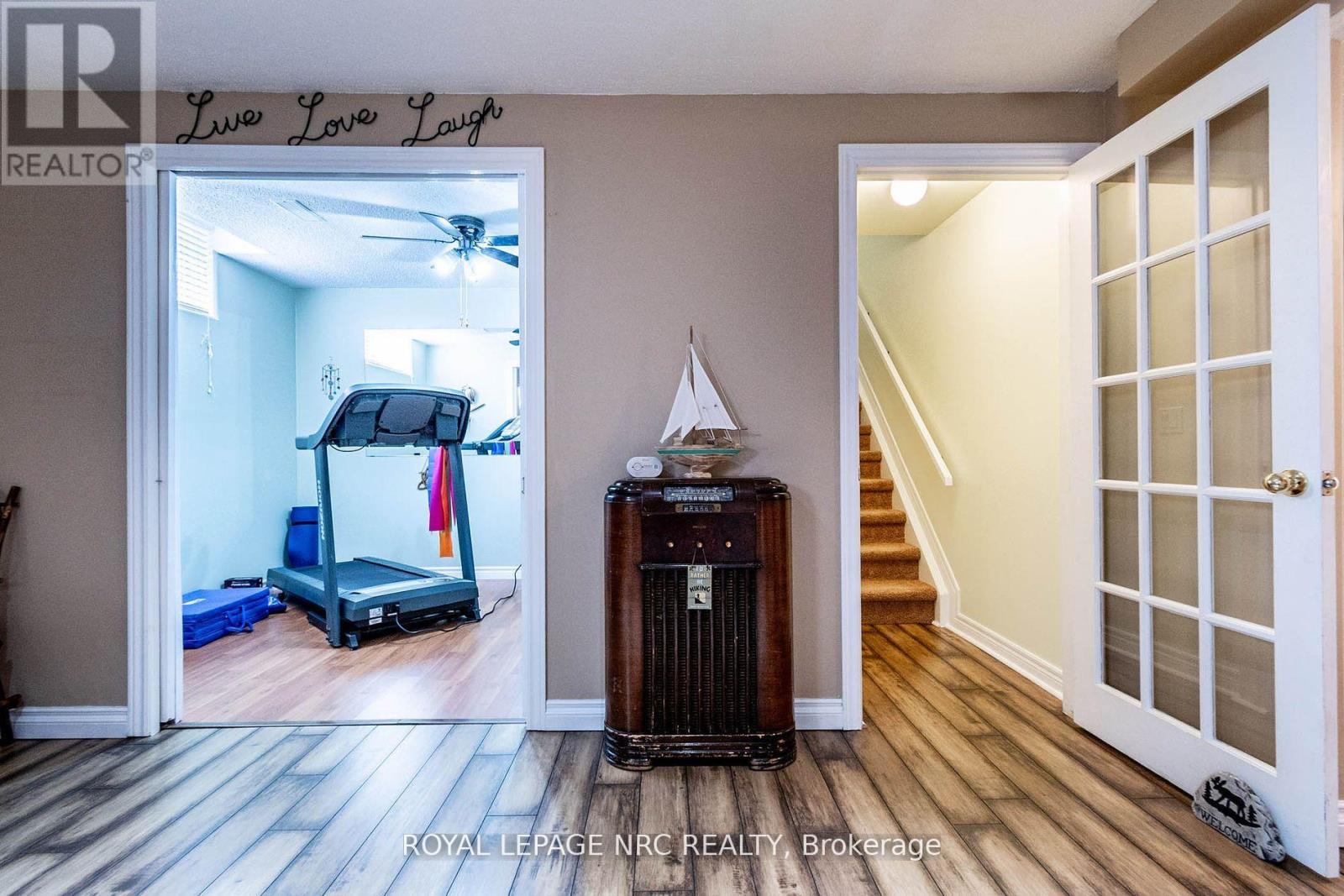 3328 Dustan Street, Lincoln, Ontario  L0R 2E0 - Photo 30 - X12428113