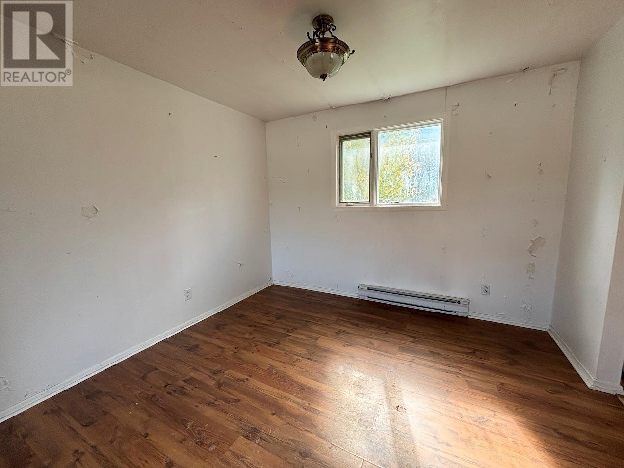 10 Ohsweken Rd, Manitouwadge, Ontario  P0T 2C0 - Photo 6 - TB253066
