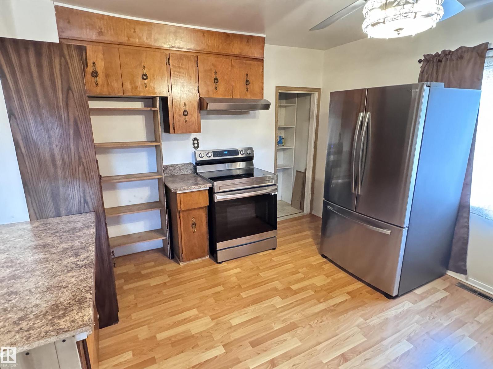 10411 102 St, Westlock, Alberta  T7P 1K7 - Photo 3 - E4459609