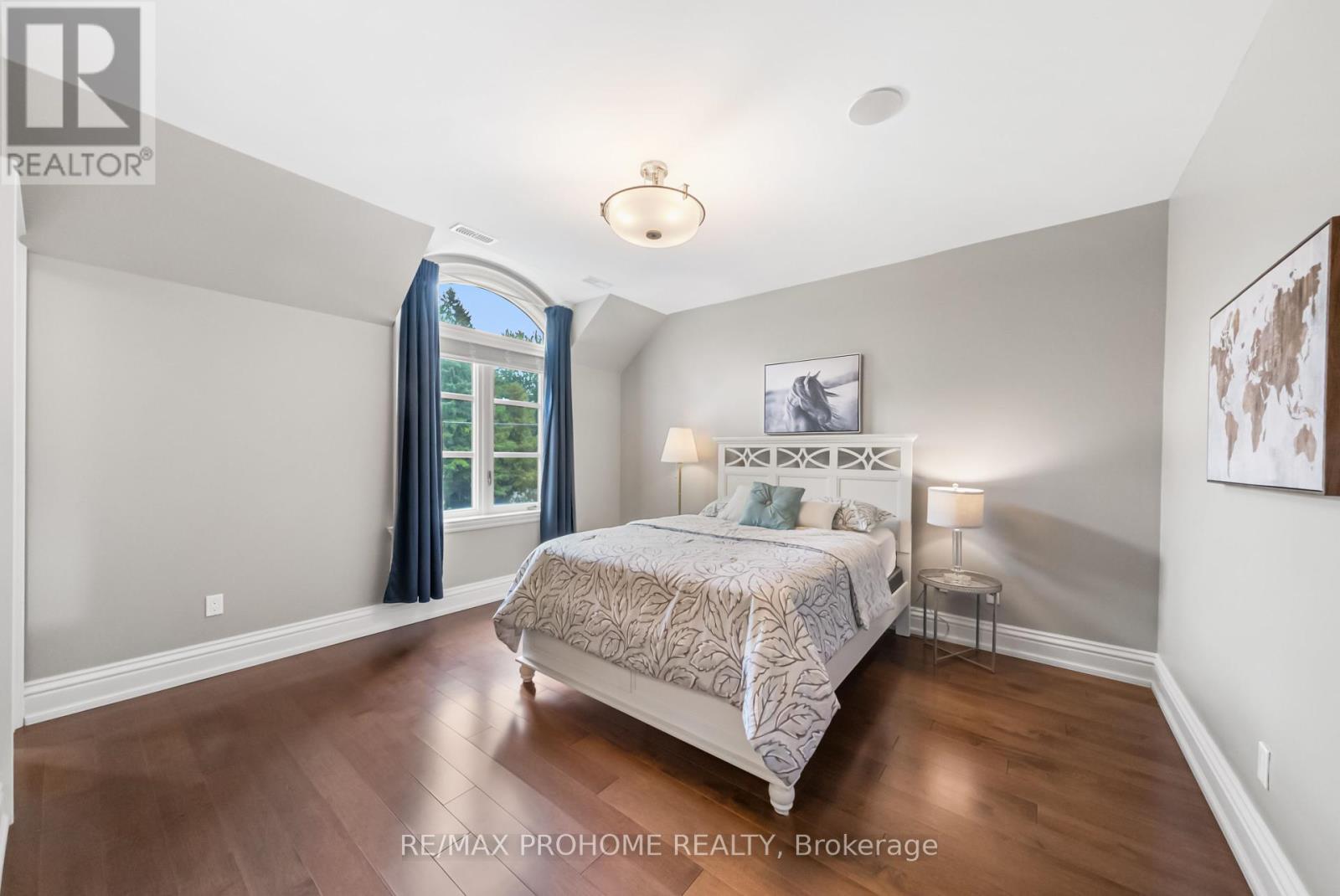 38 Park Crescent, Richmond Hill, Ontario  L4E 3J4 - Photo 23 - N12426790