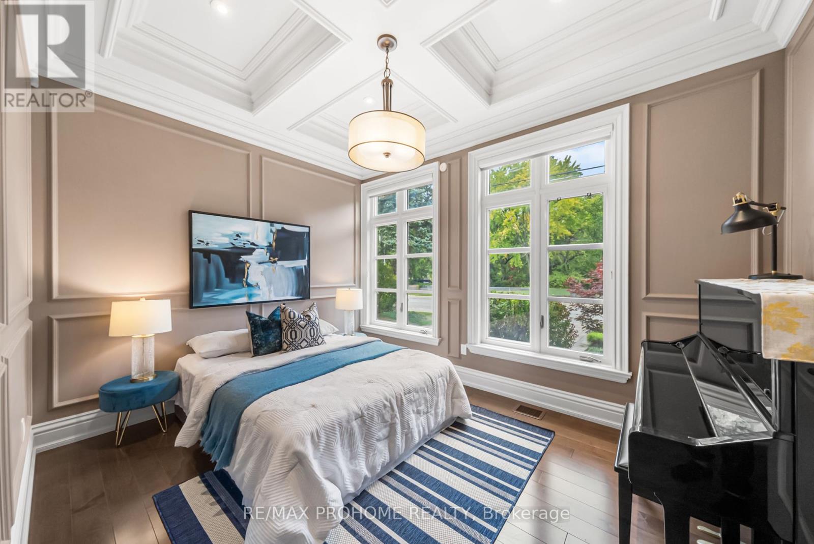 38 Park Crescent, Richmond Hill, Ontario  L4E 3J4 - Photo 19 - N12426790