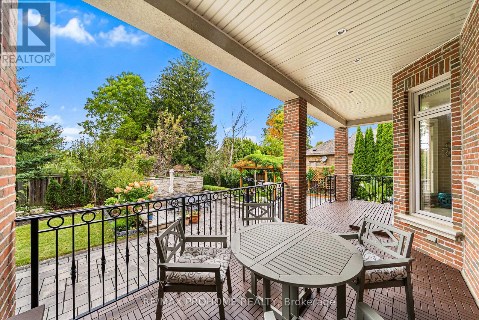 38 Park Crescent, Richmond Hill, Ontario  L4E 3J4 - Photo 44 - N12426790