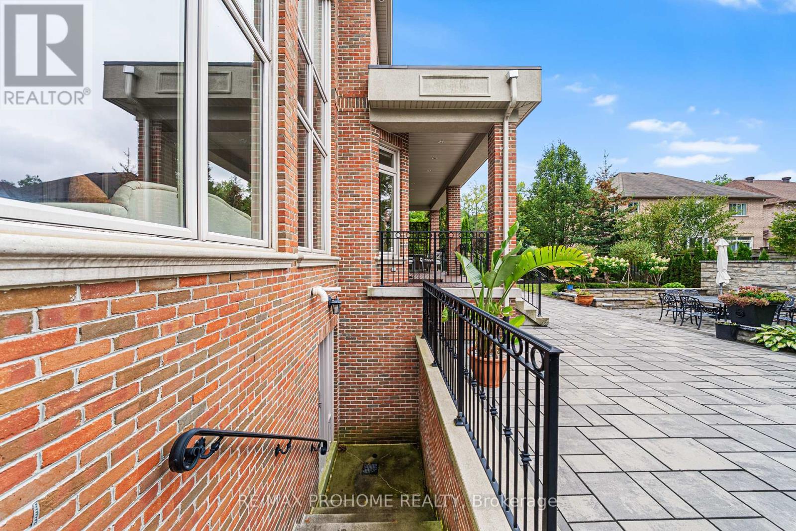 38 Park Crescent, Richmond Hill, Ontario  L4E 3J4 - Photo 49 - N12426790