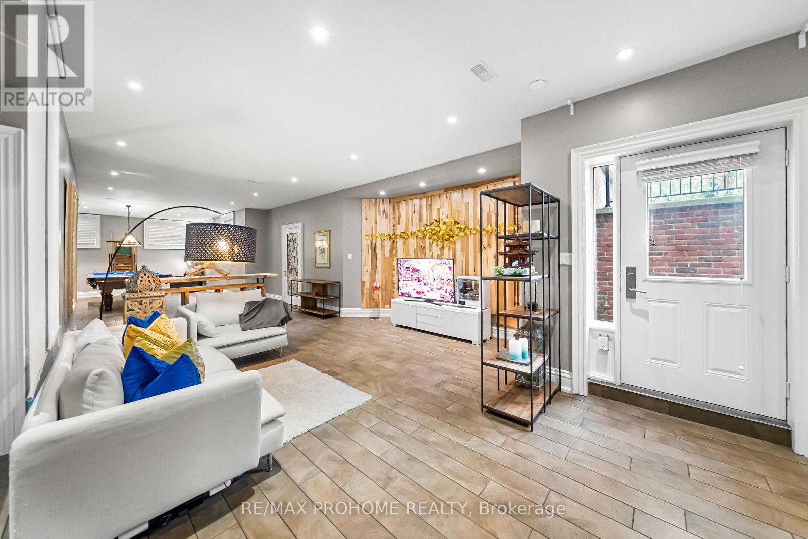 38 Park Crescent, Richmond Hill, Ontario  L4E 3J4 - Photo 41 - N12426790