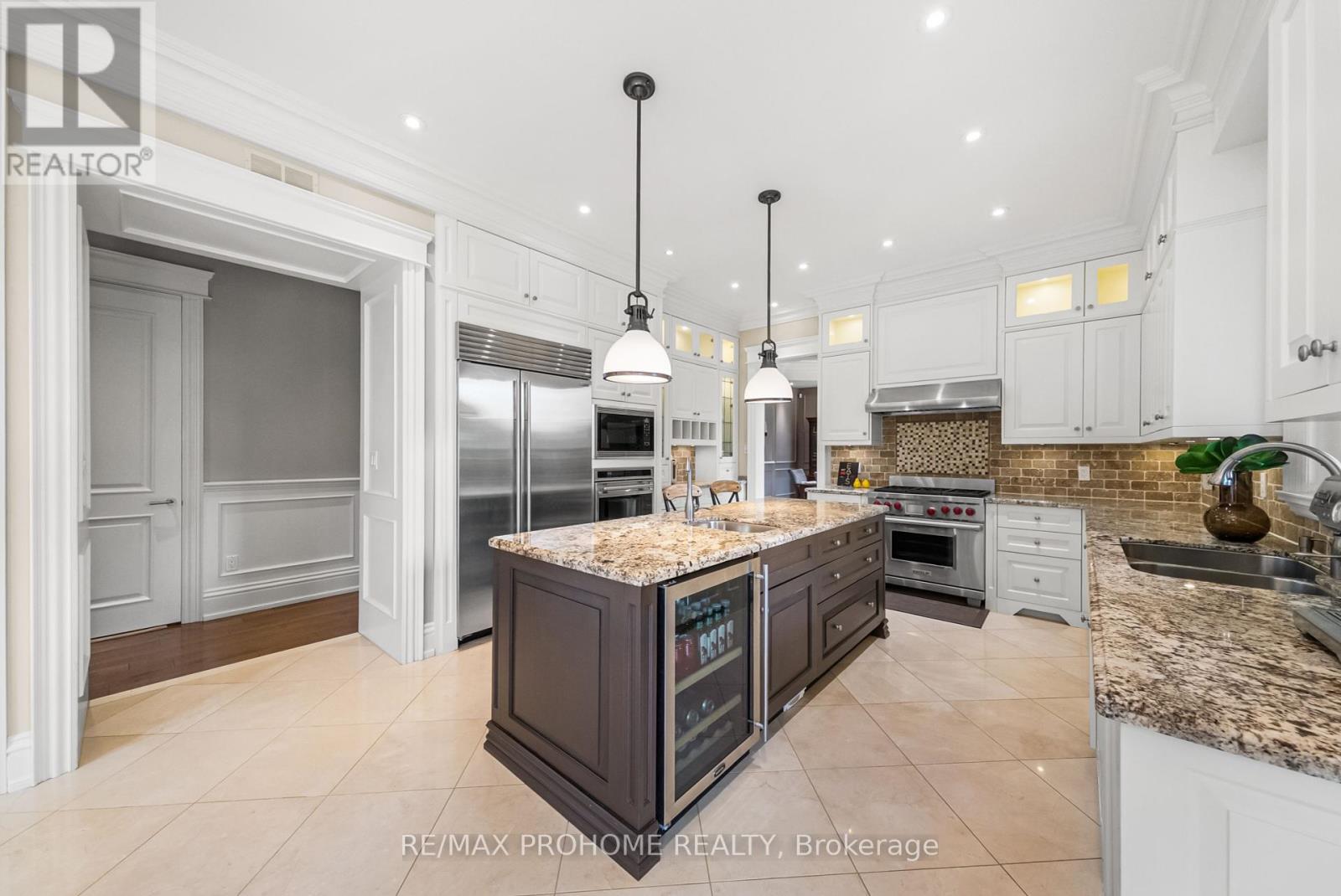 38 Park Crescent, Richmond Hill, Ontario  L4E 3J4 - Photo 14 - N12426790