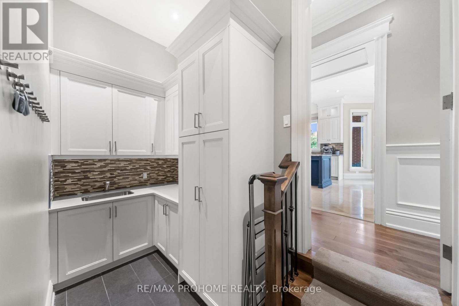 38 Park Crescent, Richmond Hill, Ontario  L4E 3J4 - Photo 21 - N12426790