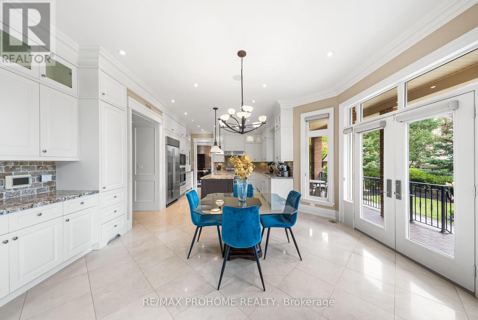 38 Park Crescent, Richmond Hill, Ontario  L4E 3J4 - Photo 15 - N12426790