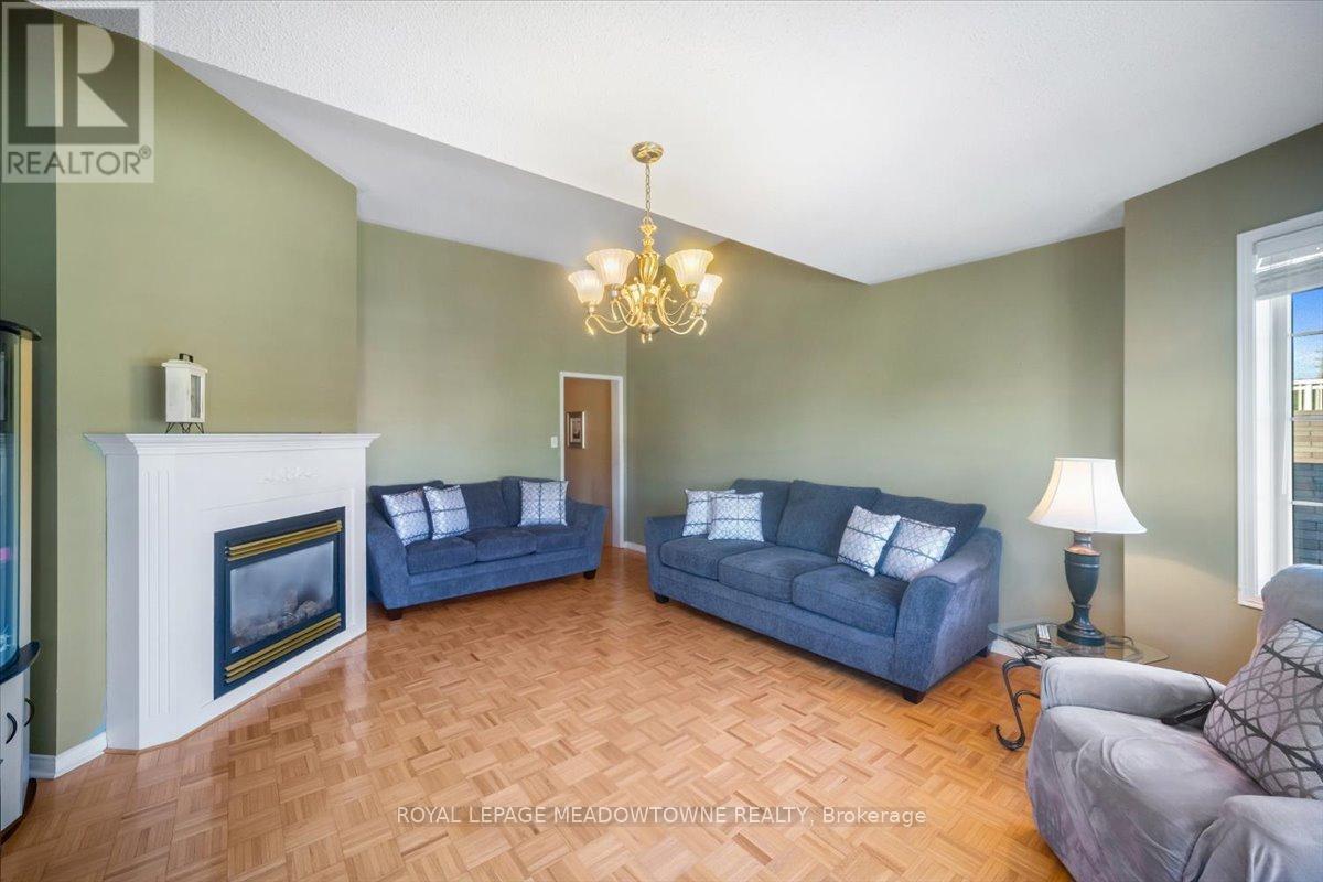 13 Albright Road, Brampton, Ontario  L6X 5C8 - Photo 18 - W12388635