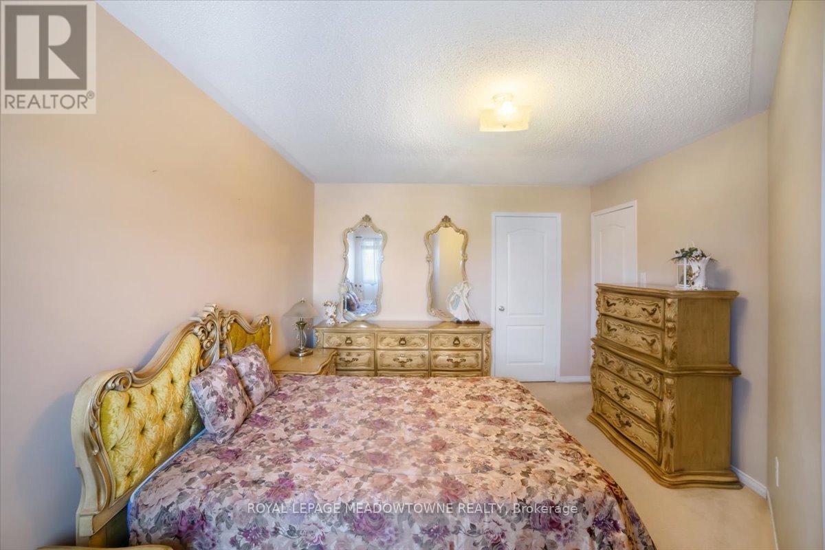 13 Albright Road, Brampton, Ontario  L6X 5C8 - Photo 26 - W12388635