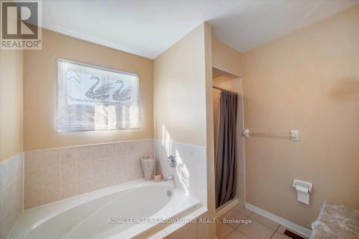 13 Albright Road, Brampton, Ontario  L6X 5C8 - Photo 33 - W12388635