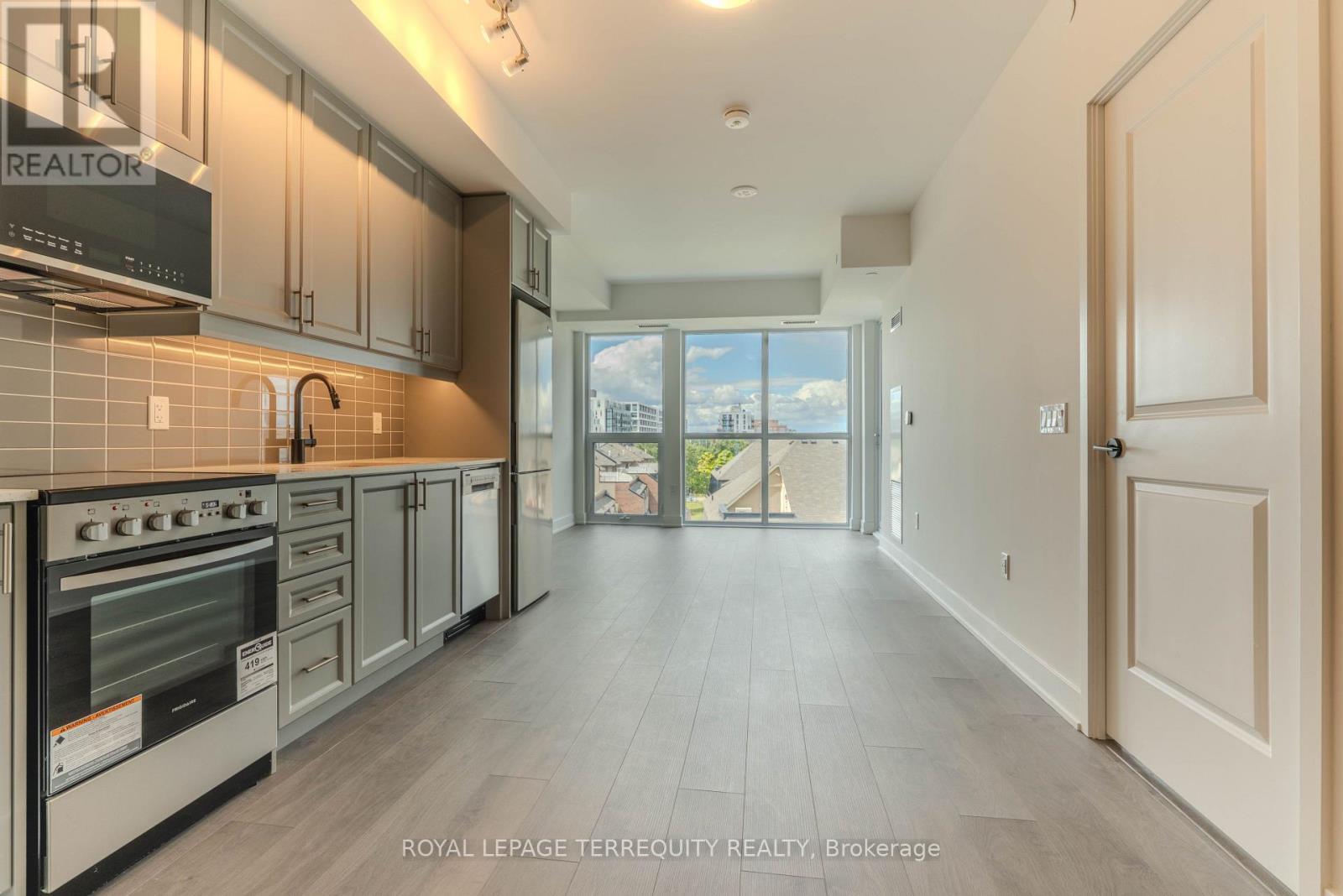 611 - 2343 Khalsa Gate, Oakville, Ontario  L6M 5R6 - Photo 10 - W12427230