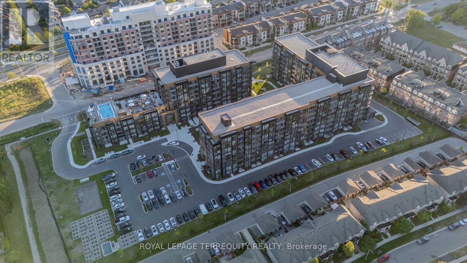 611 - 2343 Khalsa Gate, Oakville, Ontario  L6M 5R6 - Photo 3 - W12427230