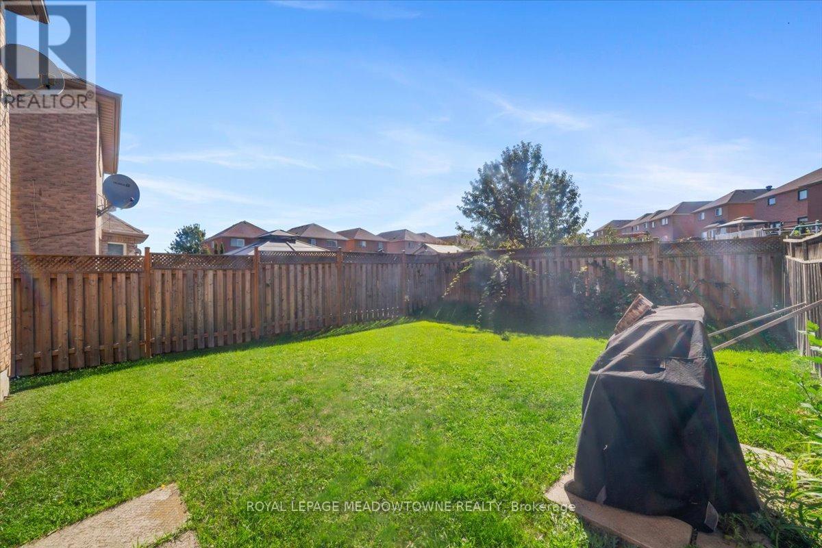 13 Albright Road, Brampton, Ontario  L6X 5C8 - Photo 35 - W12388635