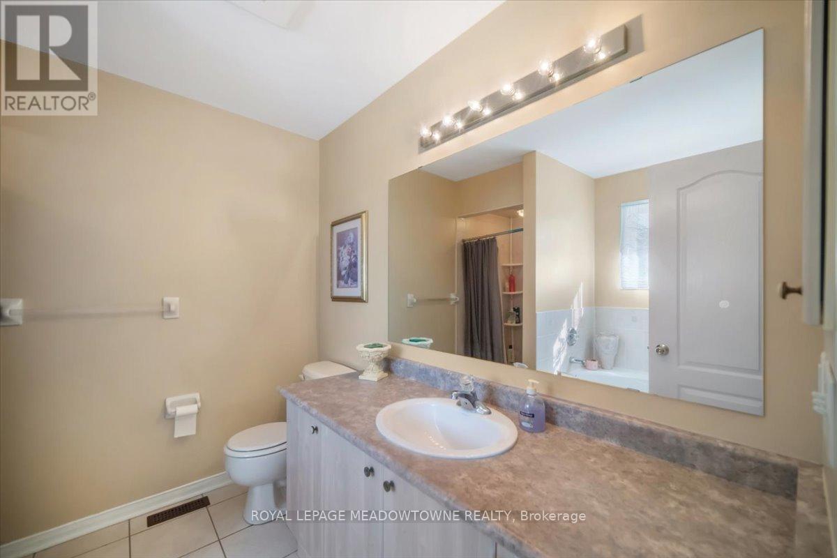13 Albright Road, Brampton, Ontario  L6X 5C8 - Photo 32 - W12388635