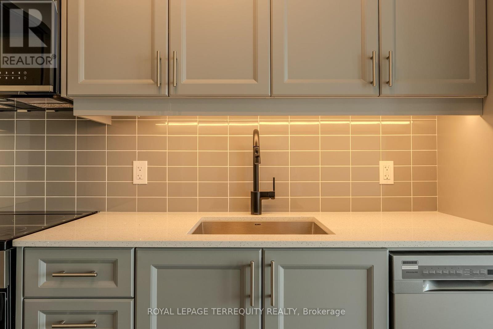 611 - 2343 Khalsa Gate, Oakville, Ontario  L6M 5R6 - Photo 12 - W12427230