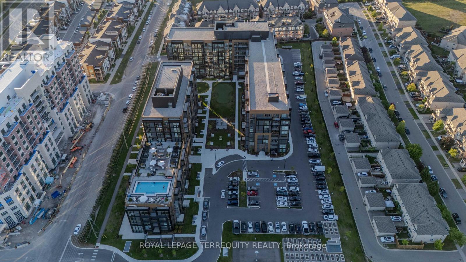 611 - 2343 Khalsa Gate, Oakville, Ontario  L6M 5R6 - Photo 2 - W12427230