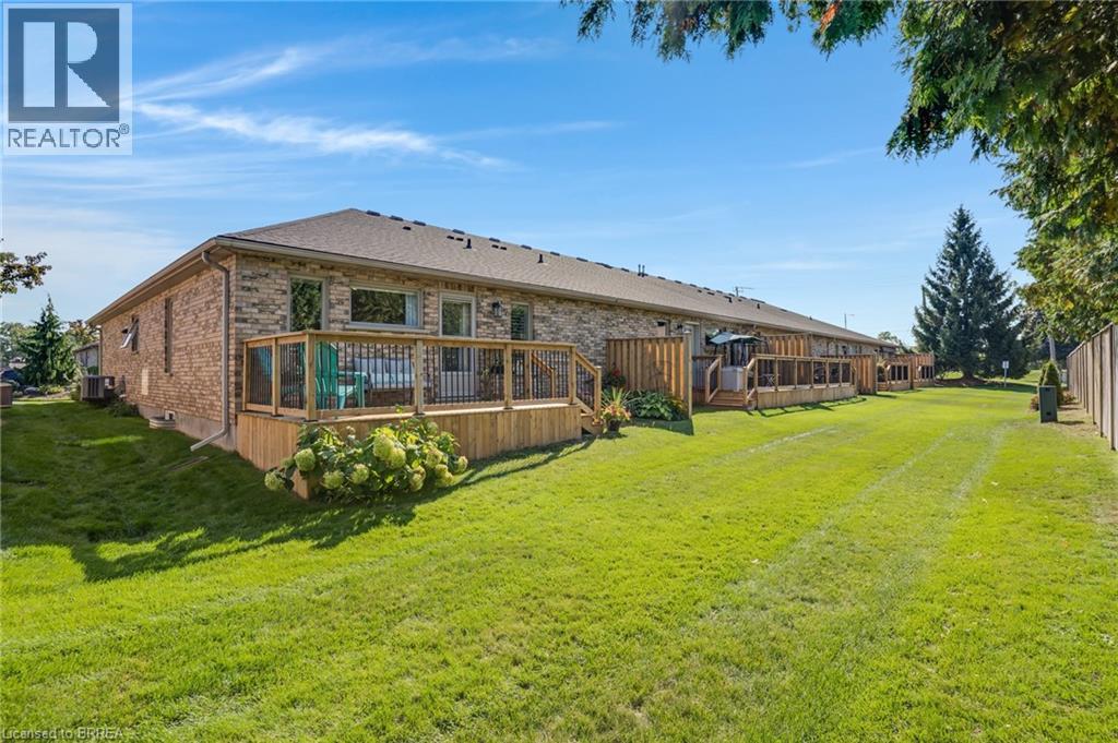110 Somerset Road Unit# 5, Brantford, Ontario  N3R 5A8 - Photo 2 - 40769735
