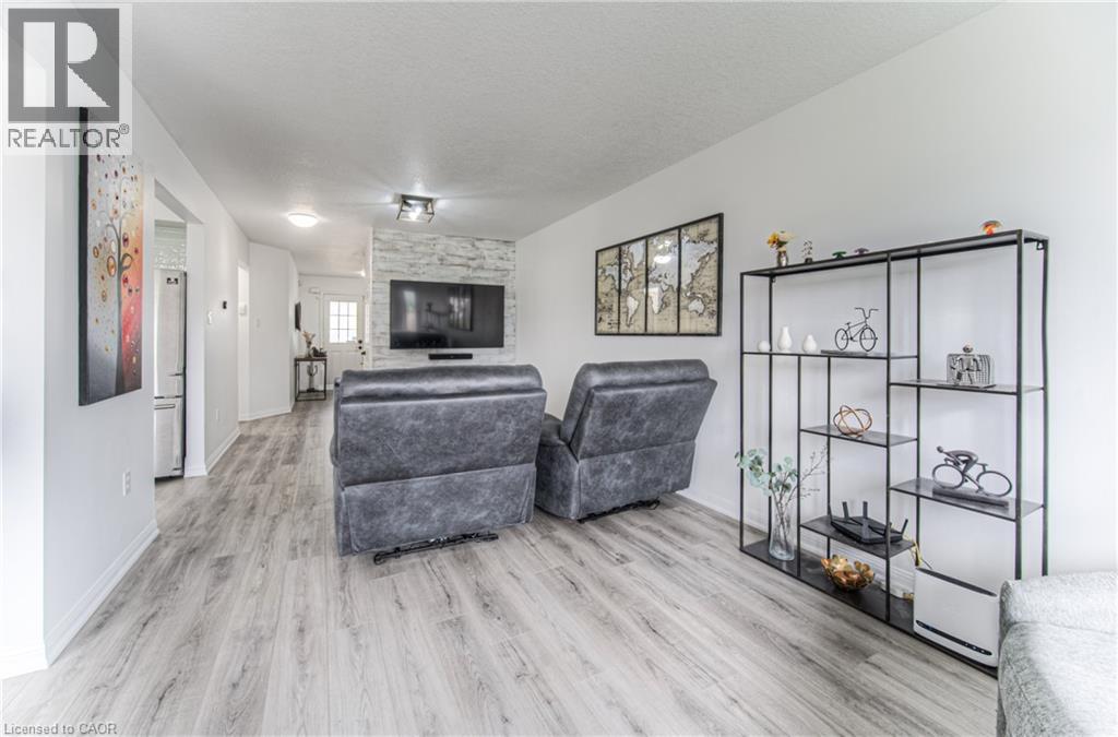 583 Windflower Crescent, Kitchener, Ontario  N2E 4E3 - Photo 10 - 40773017