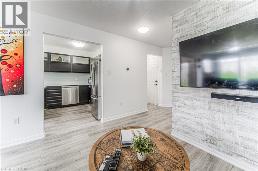 583 Windflower Crescent, Kitchener, Ontario  N2E 4E3 - Photo 7 - 40773017