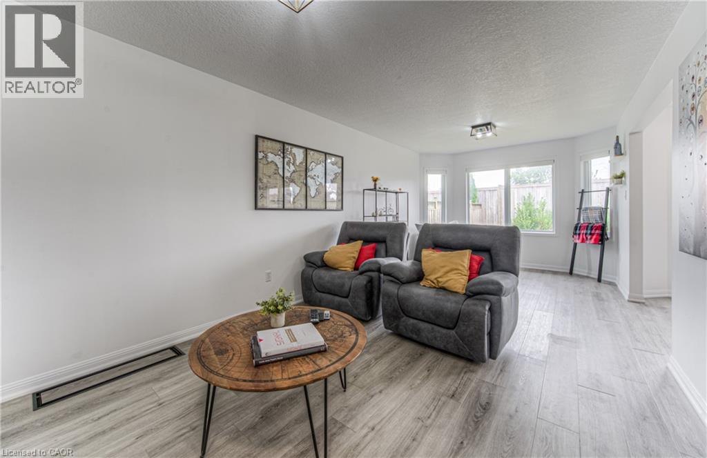 583 Windflower Crescent, Kitchener, Ontario  N2E 4E3 - Photo 9 - 40773017