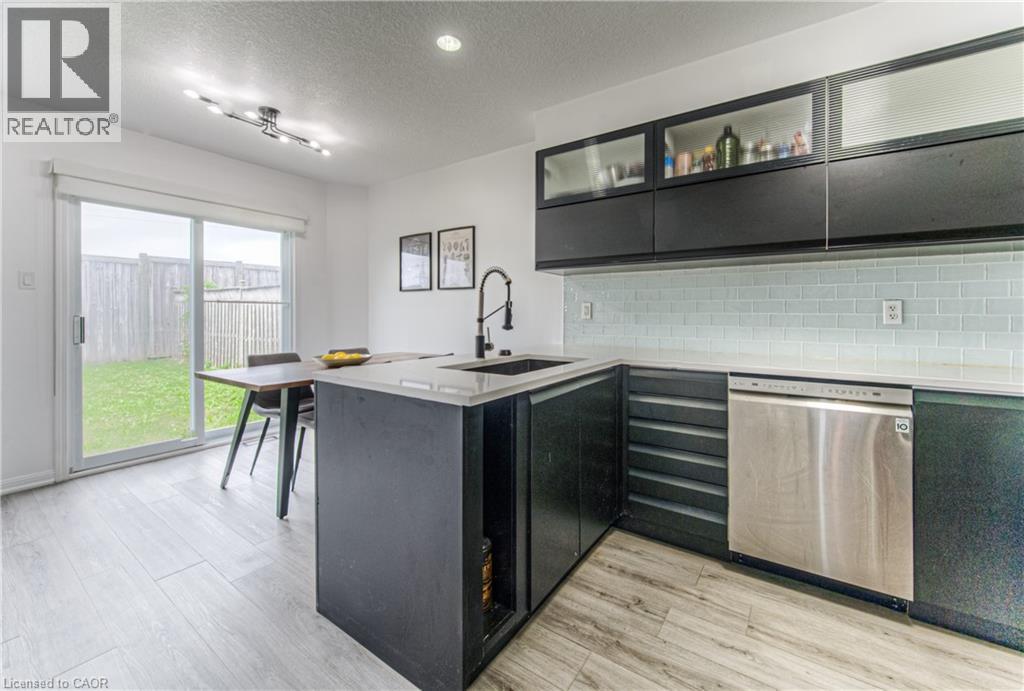 583 Windflower Crescent, Kitchener, Ontario  N2E 4E3 - Photo 16 - 40773017