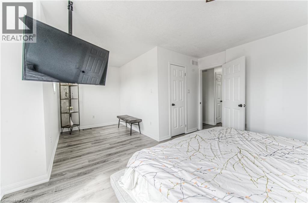 583 Windflower Crescent, Kitchener, Ontario  N2E 4E3 - Photo 22 - 40773017