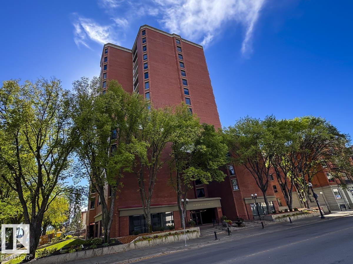 #1403 11503 100 AV NW, Edmonton, Alberta