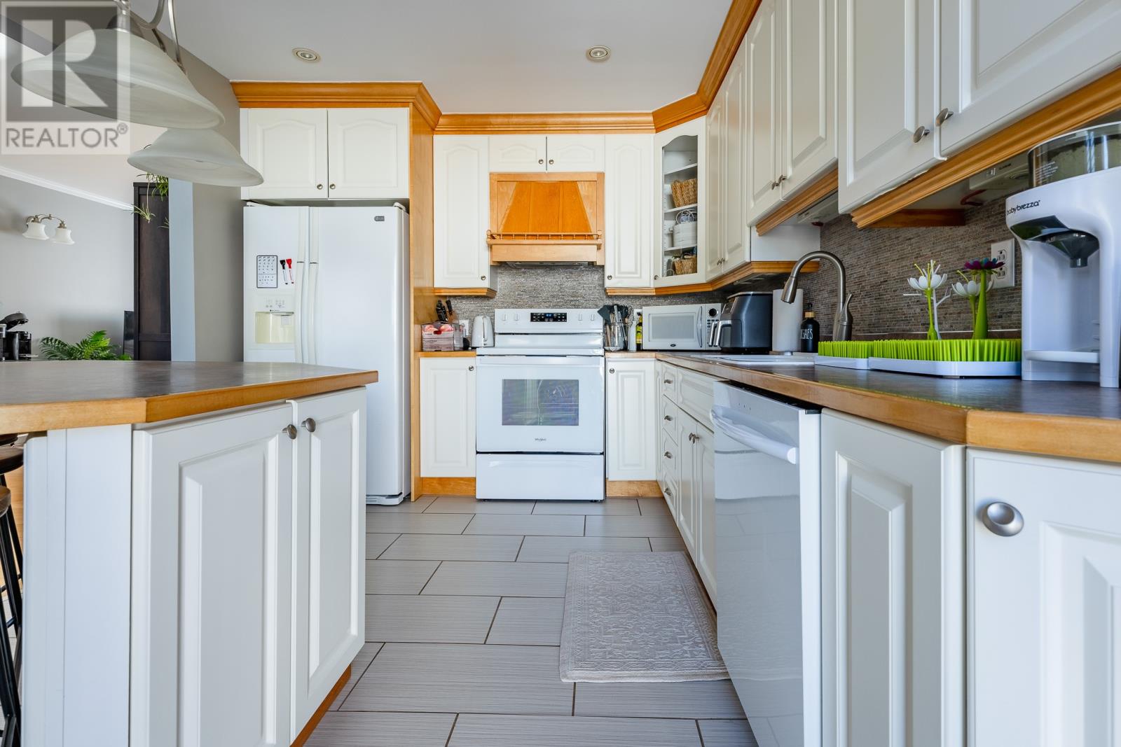 50 Carmen Avenue, Corner Brook, Newfoundland & Labrador  A2H 4V6 - Photo 4 - 1290938