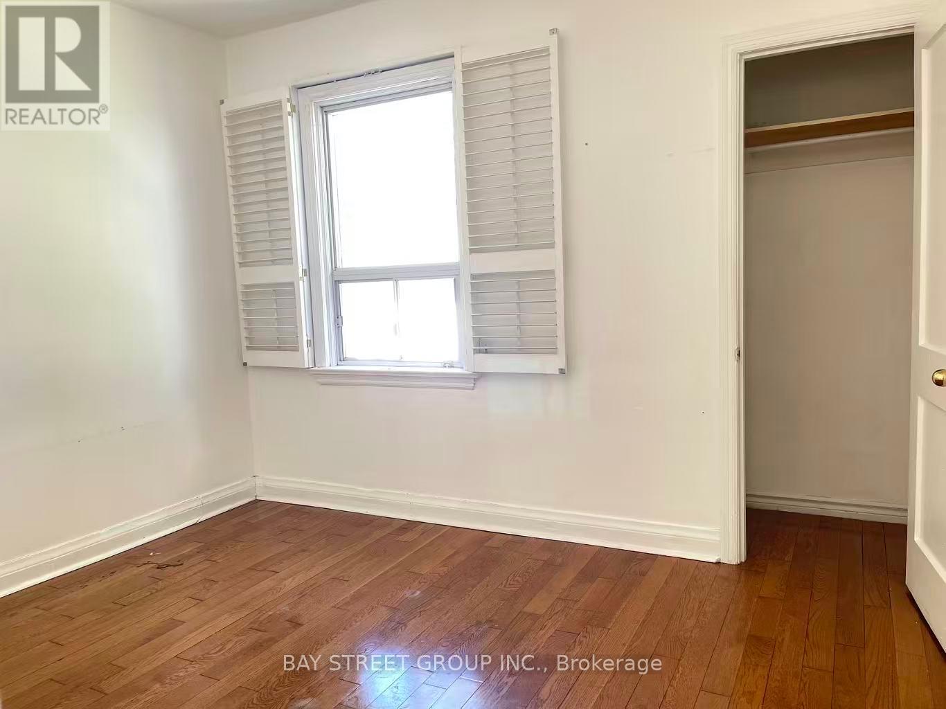106 Virginia Avenue, Toronto, Ontario  M4C 2T2 - Photo 7 - E12261269