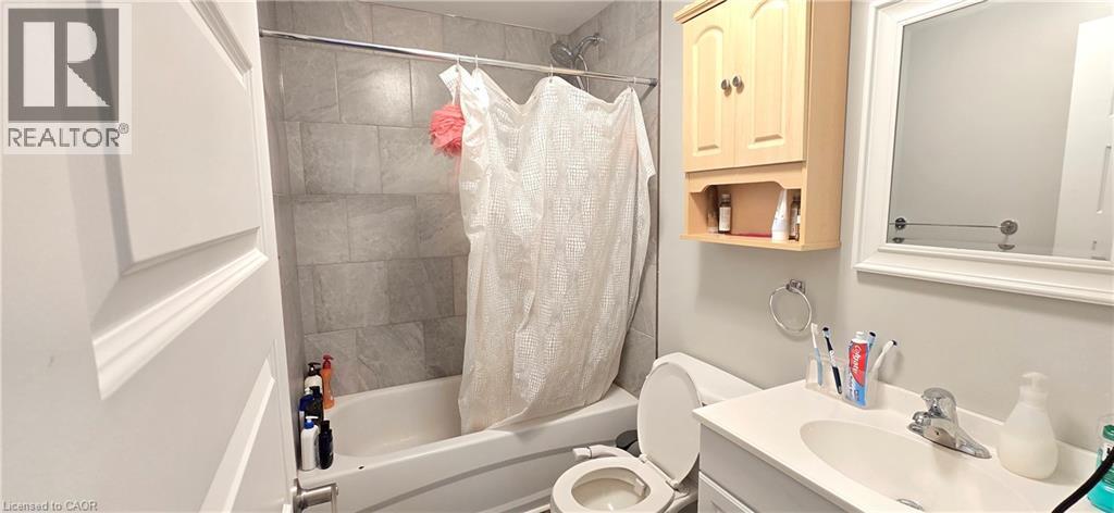 261 Cairn Street, London, Ontario  N5Z 3W9 - Photo 6 - 40773780